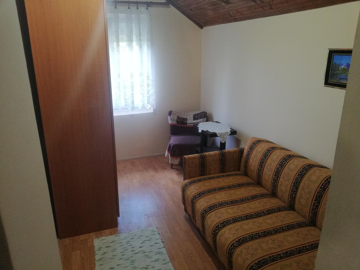 Guest House Jevtovic Сремськи Карловци Екстер'єр фото